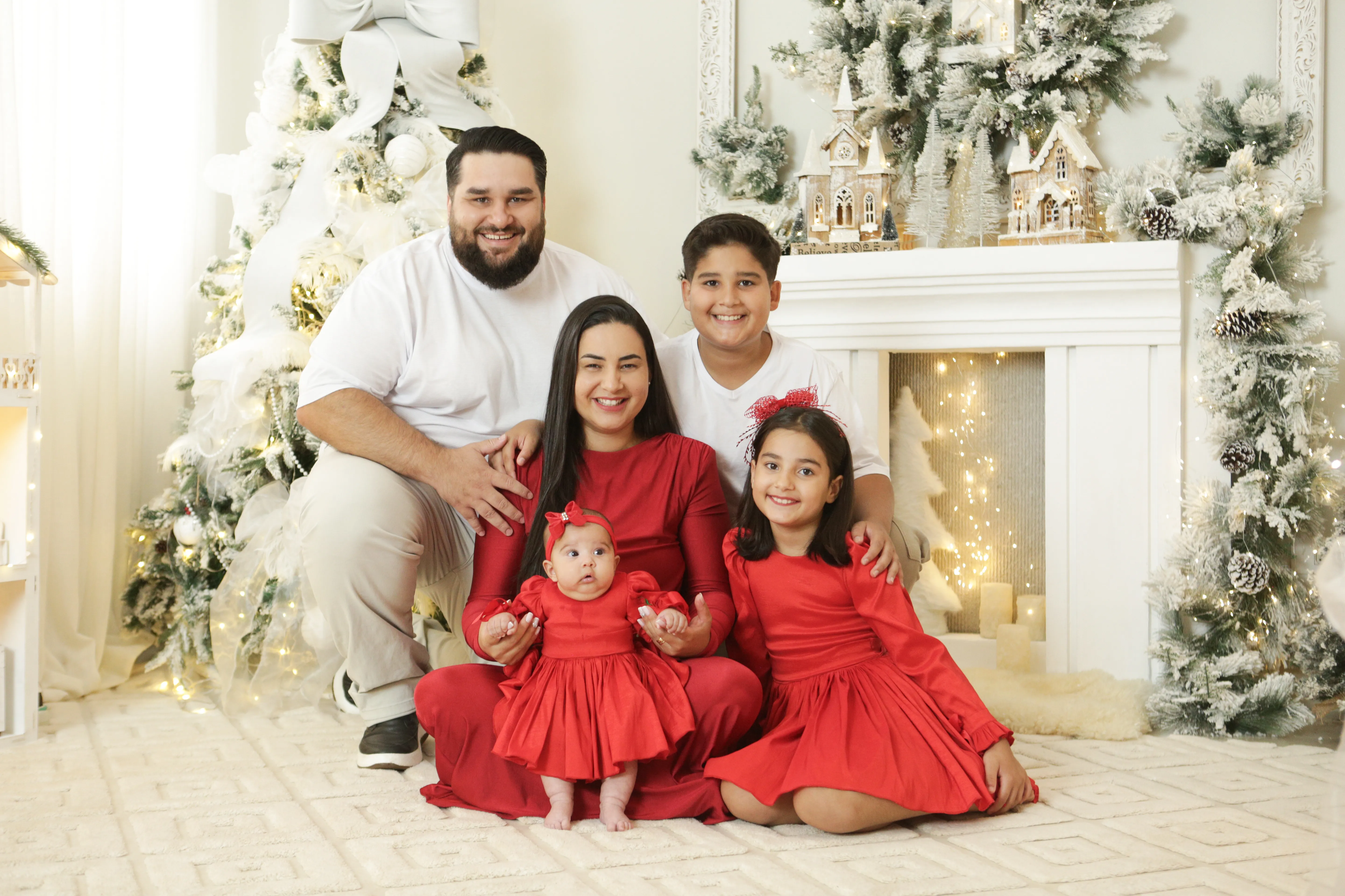 Rafael, Fran e a família num Natal em casa